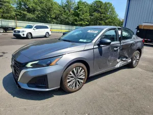 Nissan Altima 2.5L 4 2025