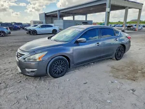 Nissan Altima 2.5L 4 2015