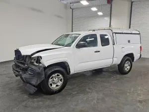 Toyota Tacoma 2.7L 4 2018