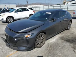 Mazda 3 PREFERRED 2.5L 4 2023