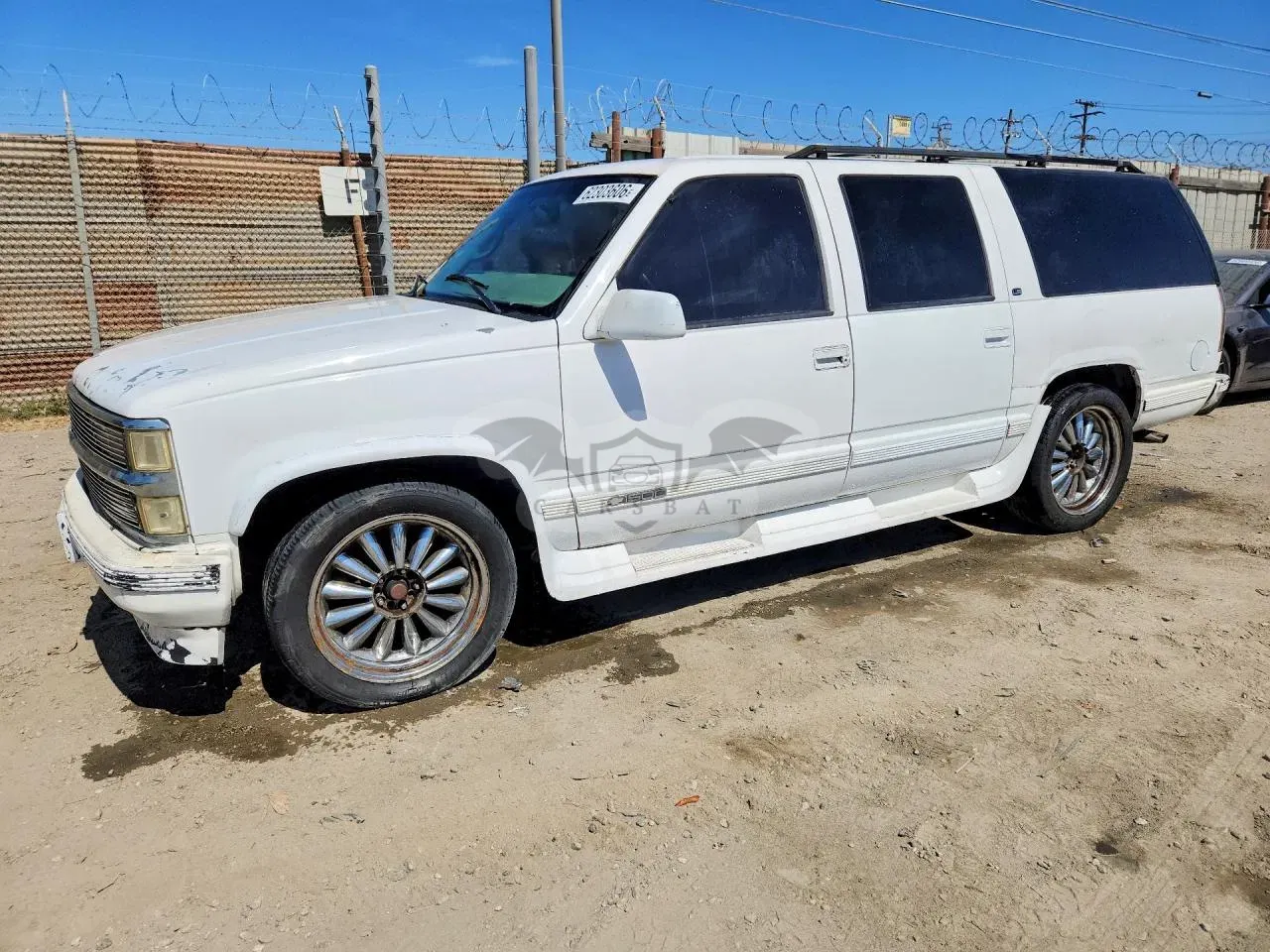Chevrolet Suburban 1999