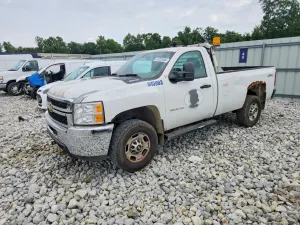 Chevrolet Silverado 1500 6.6L 8 2013