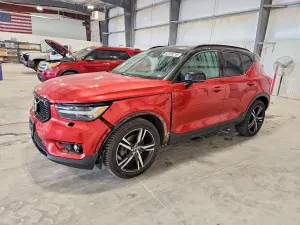 Volvo XC40 2.0L 4 2019