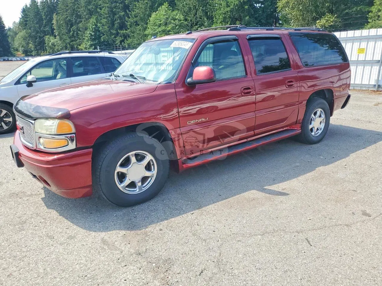 GMC Yukon 6.0L 8 2003