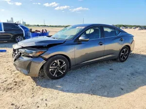 Nissan Sentra 2.0L 4 2025