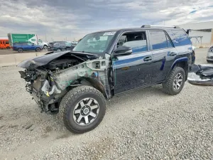 Toyota 4Runner 4.0L 6 2017