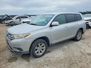 Toyota Highlander 3.5L 6 2011