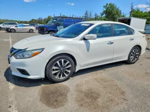 Nissan Altima 2.5L 4 2017