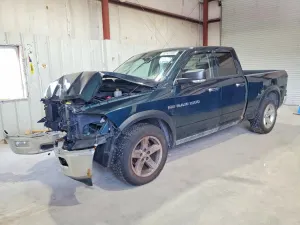 Dodge RAM 5.7L 8 2011