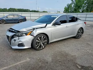 Nissan Altima 2.5L 4 2021