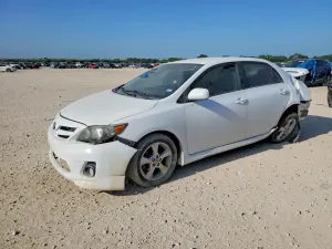 Toyota Corolla 1.8L 4 2011