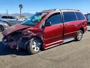Toyota Sienna 3.3L 6 2004