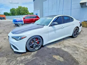 Alfa Romeo Giulia 2.0L 4 2019