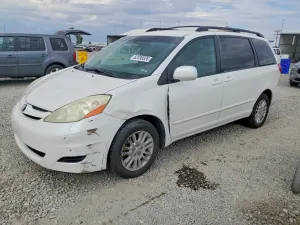 Toyota Sienna 3.5L 6 2010