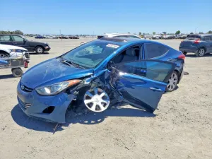 Hyundai Elantra 1.8L 4 2013