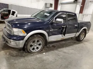 Dodge RAM LARAMIE 5.7L 8 2012