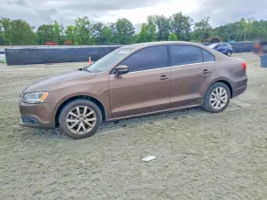 Volkswagen Jetta 1.8L 4 2014