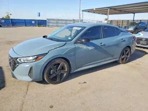 Nissan Sentra 2.0L 4 2025