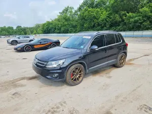 Volkswagen Tiguan 2.0L 4 2015