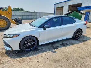 Toyota Camry 2.5L 4 2023