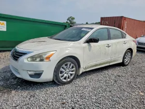 Nissan Altima 2.5L 4 2015