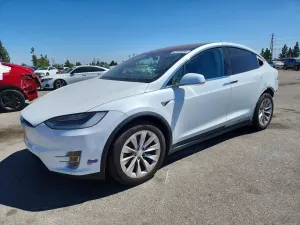 Tesla Model X 2018