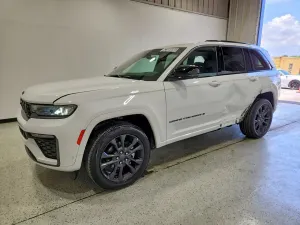 Jeep Grand Cherokee 2.0L 4 2026