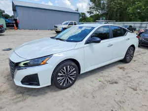 Nissan Altima 2.5L 4 2025