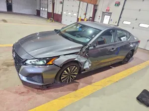 Nissan Altima 2.5L 4 2025