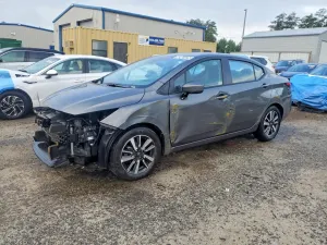 Nissan Versa 1.6L 4 2025