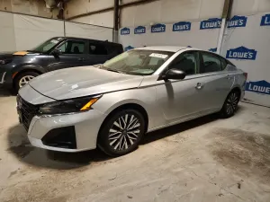 Nissan Altima 2.5L 4 2024