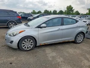 Hyundai Elantra 1.8L 4 2012