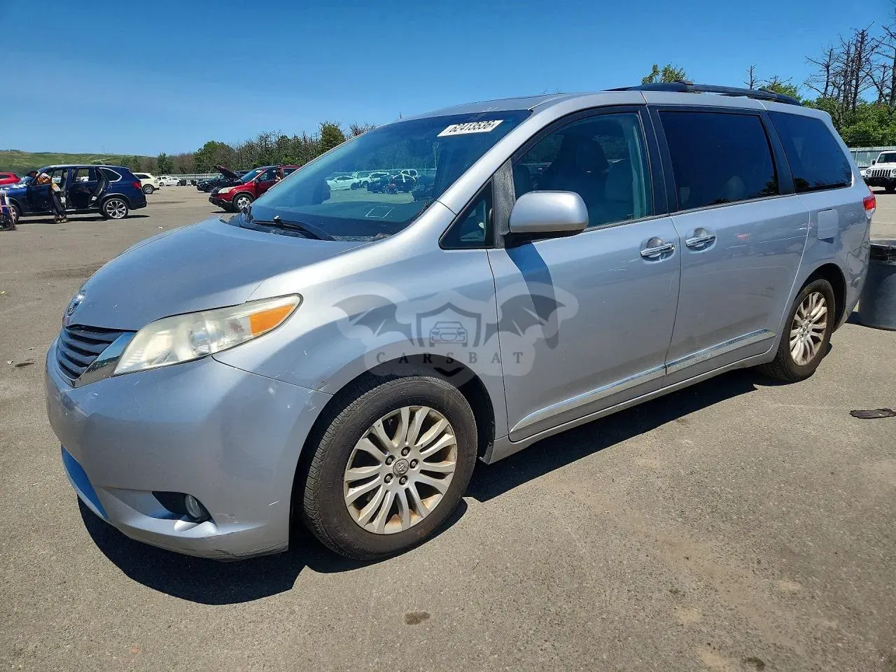 Toyota Sienna 3.5L 6 2014