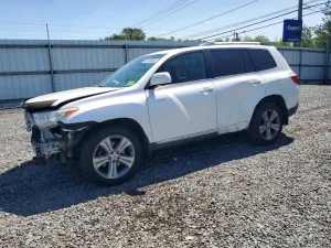 Toyota Highlander 3.5L 6 2013