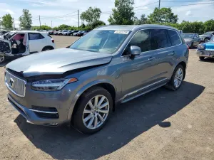 Volvo XC90 2.0L 4 2016