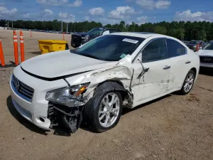 Nissan Maxima 3.5L 6 2013