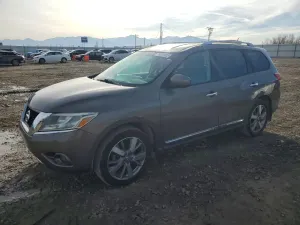 Nissan Pathfinder 3.5L 6 2013