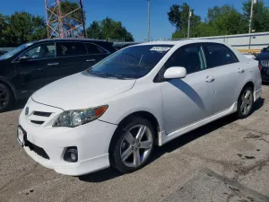 Toyota Corolla 1.8L 4 2013