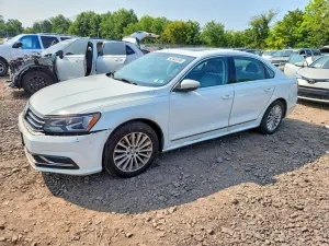 Volkswagen Passat 1.8L 4 2017