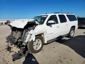 Chevrolet Suburban 5.3L 8 2009