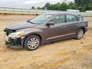 Nissan Altima 2.5L 4 2015