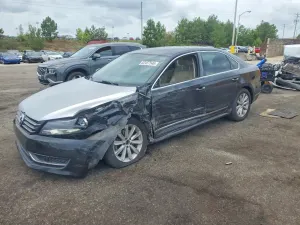 Volkswagen Passat 2.5L 5 2012