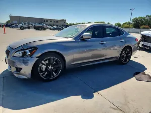 Infiniti M37 3.7L 6 2011