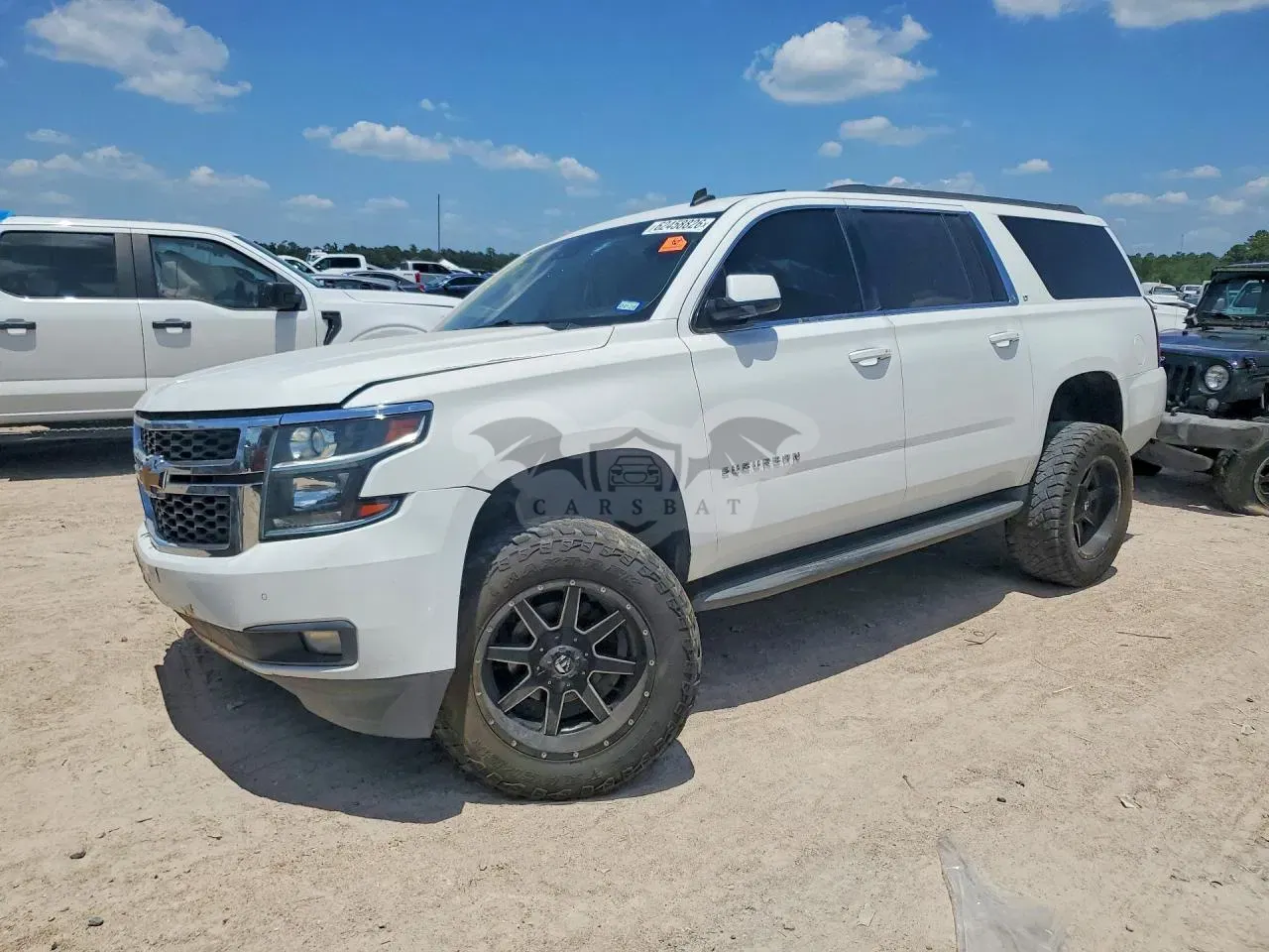 Chevrolet Suburban 5.3L 8 2015