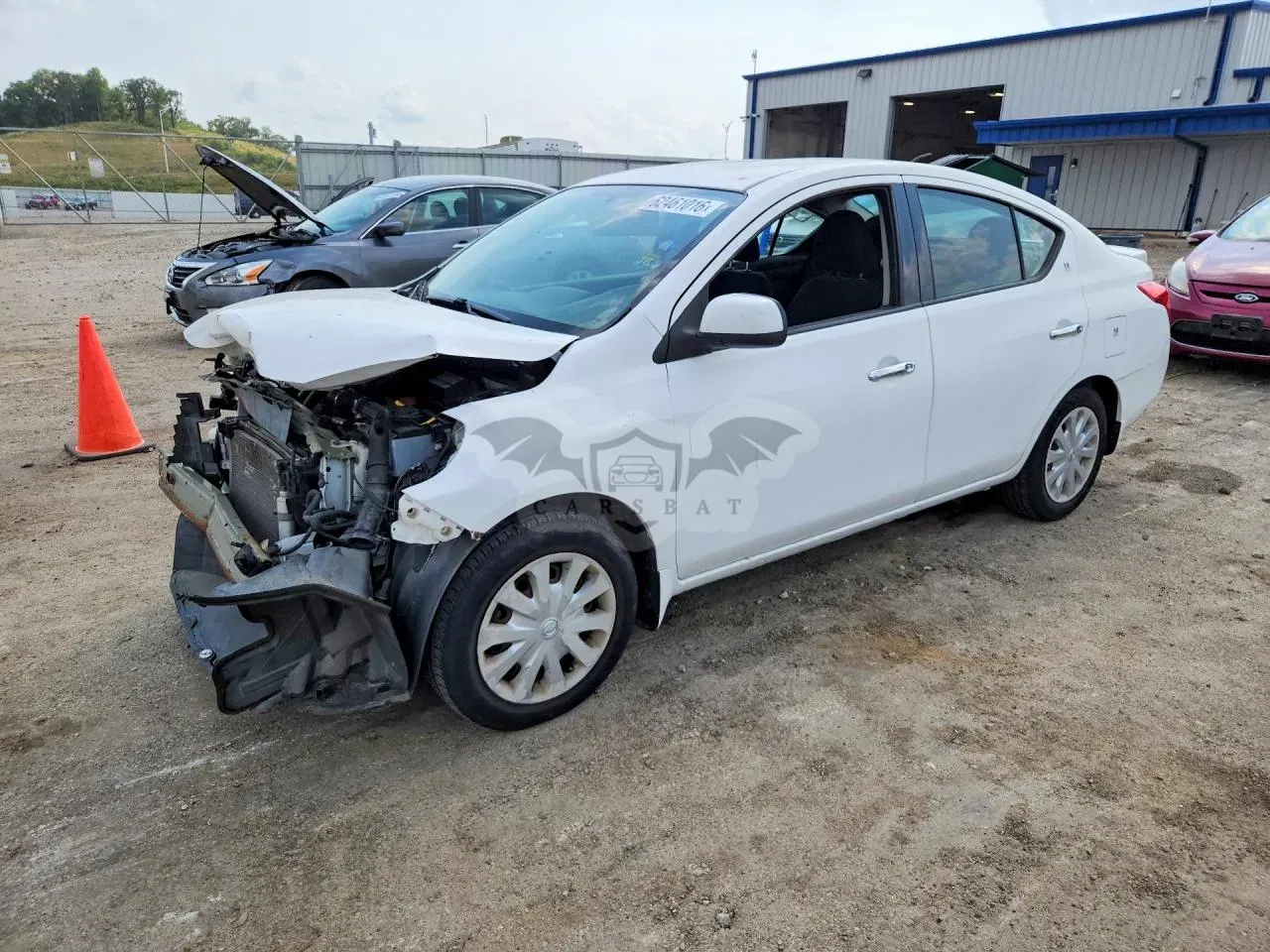 Nissan Versa 1.6L 4 2014