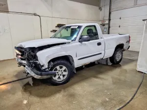 Chevrolet Silverado 1500 4.3L 6 2005