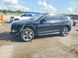 Audi Q5 2.0L 4 2023