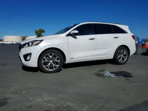 Kia Sorento 3.3L 6 2016