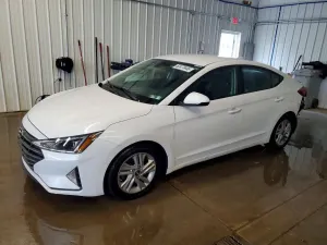 Hyundai Elantra 2.0L 4 2020