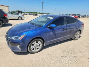 Hyundai Elantra 2.0L 4 2020